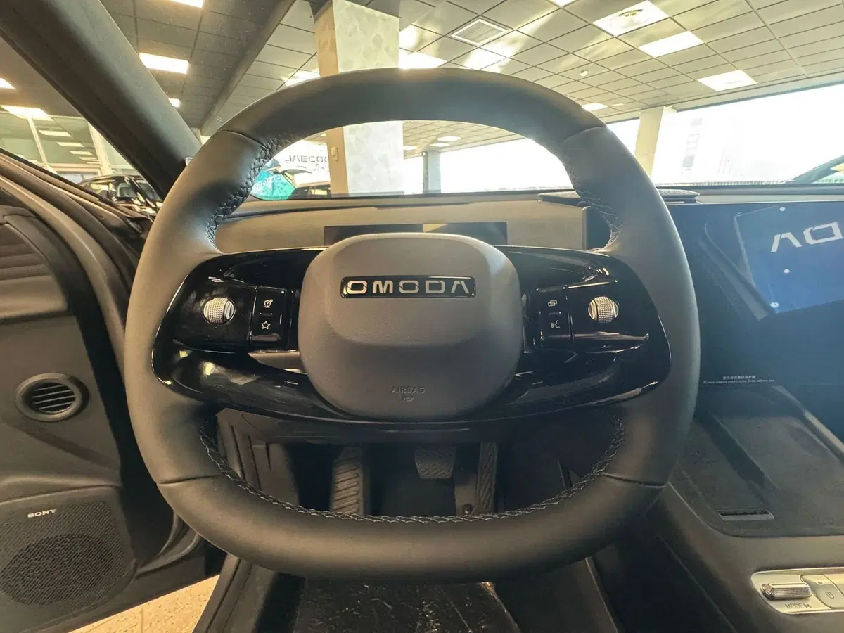 Omoda Omoda 7 SHS-P nuova a Monza e Brianza (12)