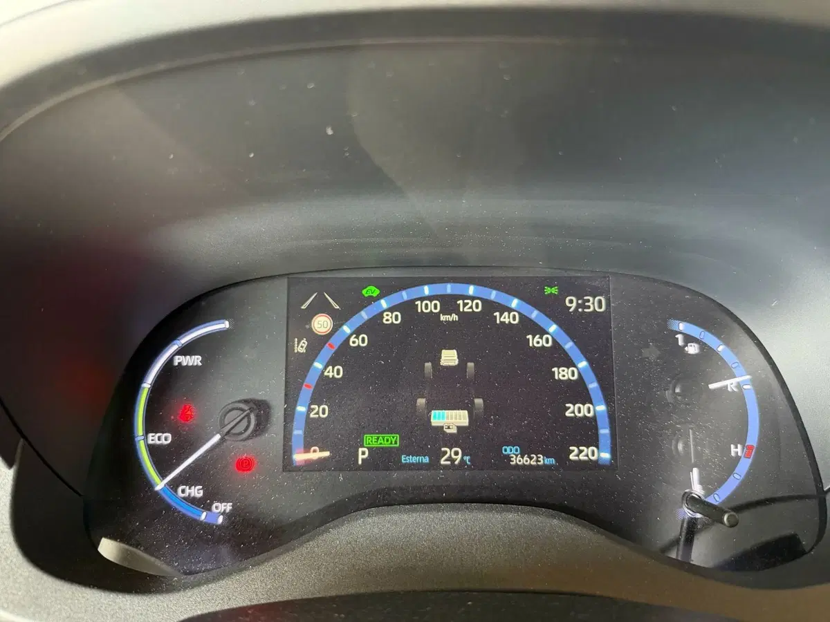 Toyota Yaris Cross usata a Monza e Brianza (8)