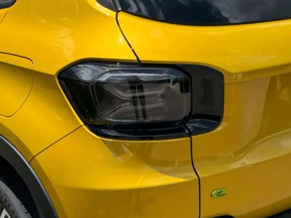 Jeep Avenger nuova a Salerno (20)
