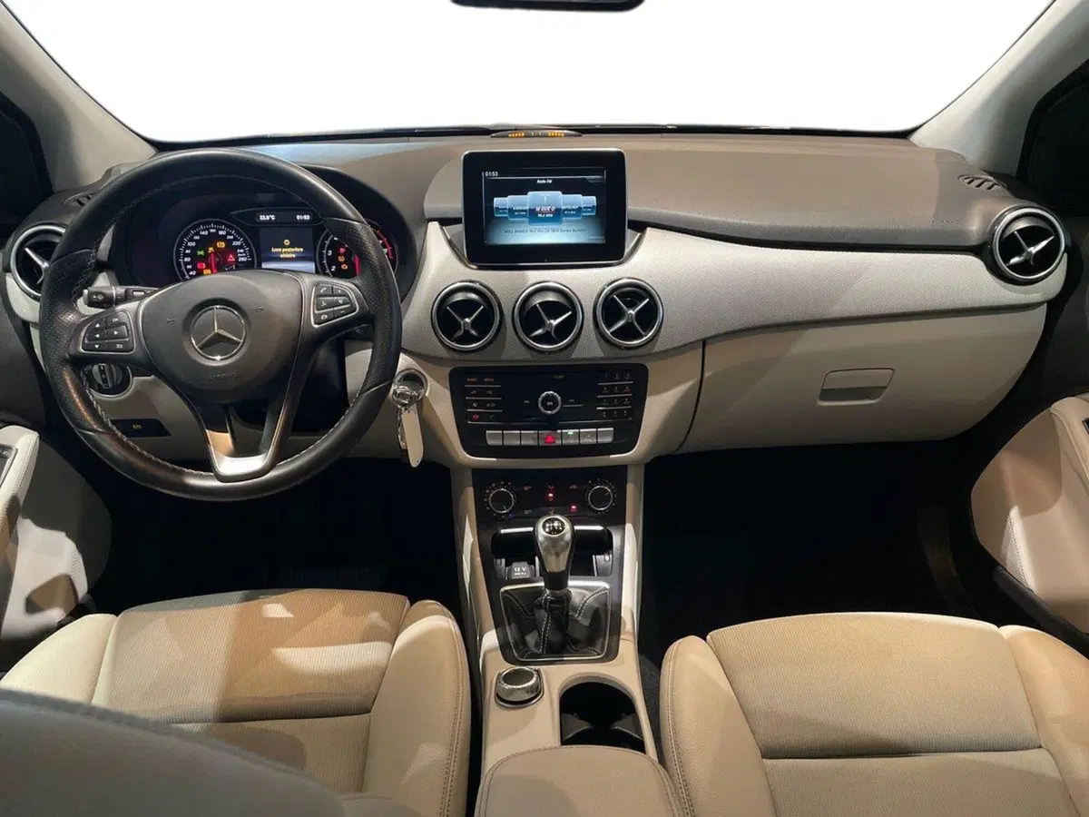 Mercedes-Benz Classe B usata a Firenze (11)