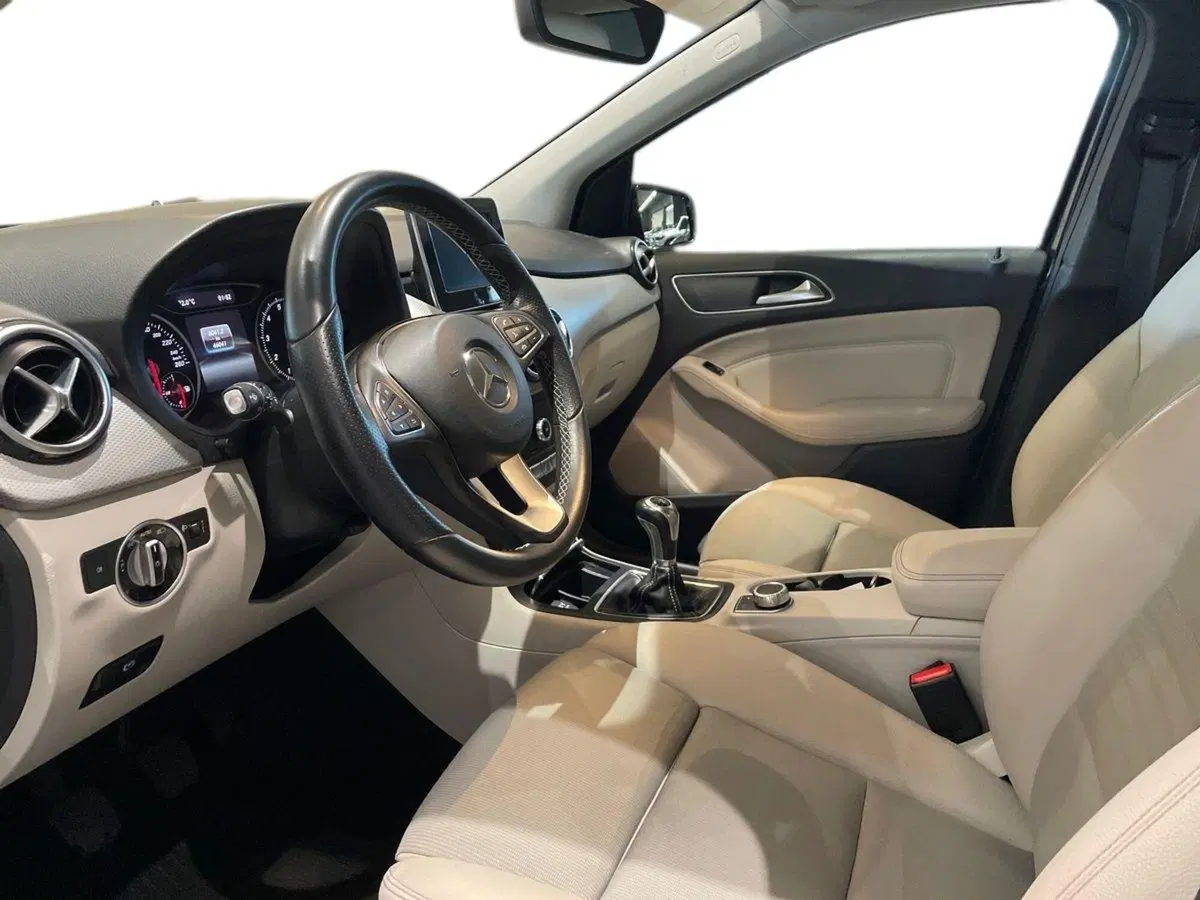 Mercedes-Benz Classe B usata a Firenze (9)