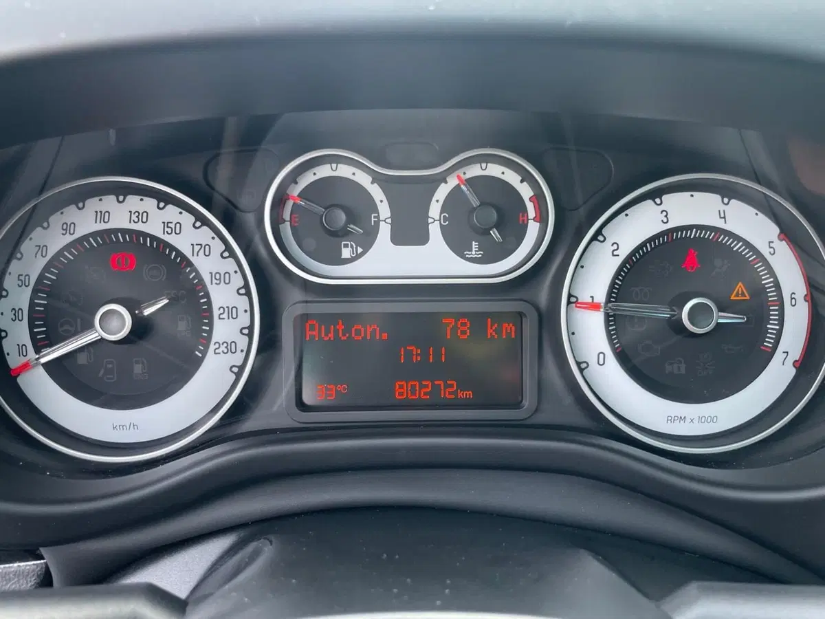 Fiat 500L usata a Ancona (12)