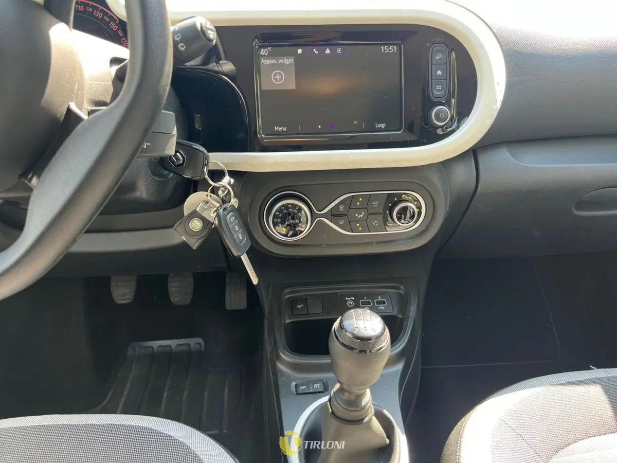 Renault Twingo usata a Milano (14)