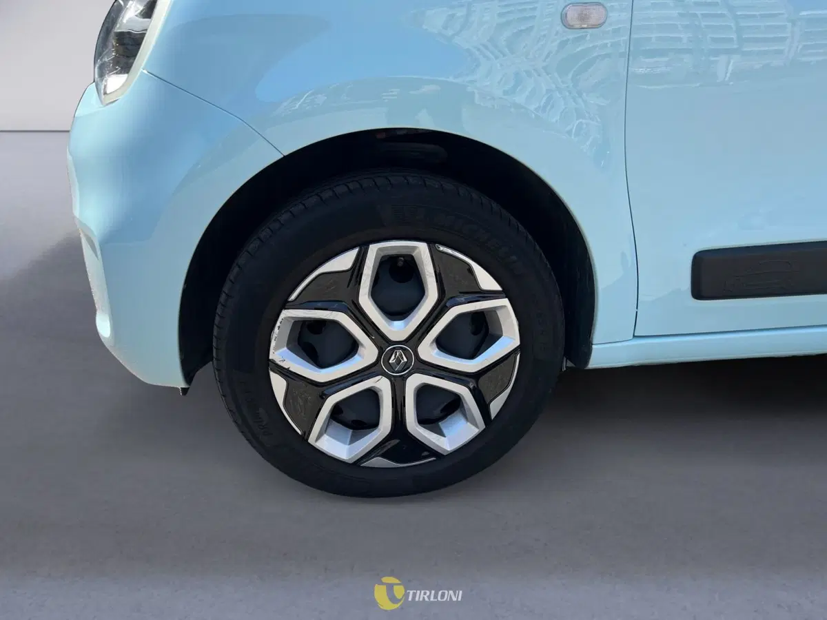 Renault Twingo usata a Milano (17)