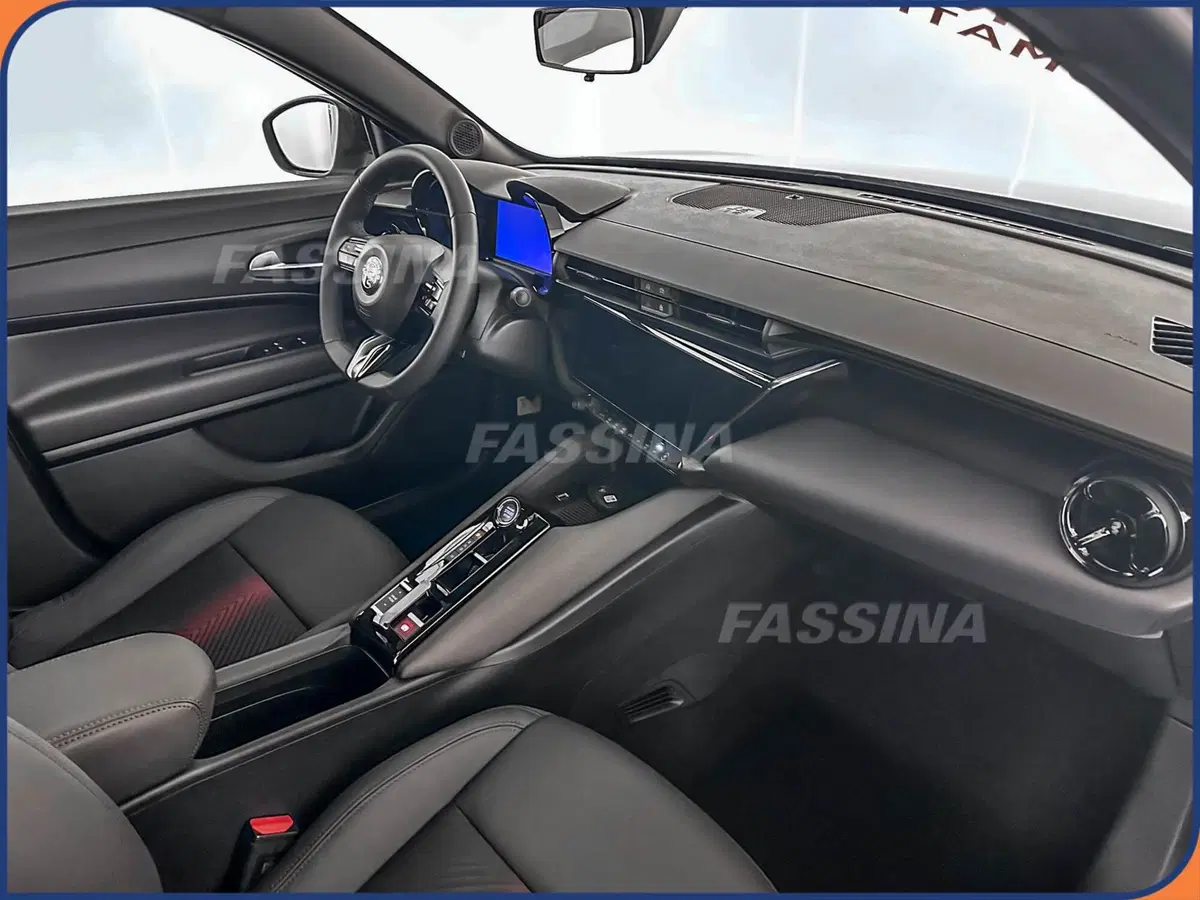 Alfa Romeo Junior nuova a Milano (11)