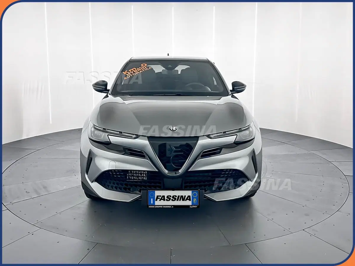 Alfa Romeo Junior nuova a Milano (2)