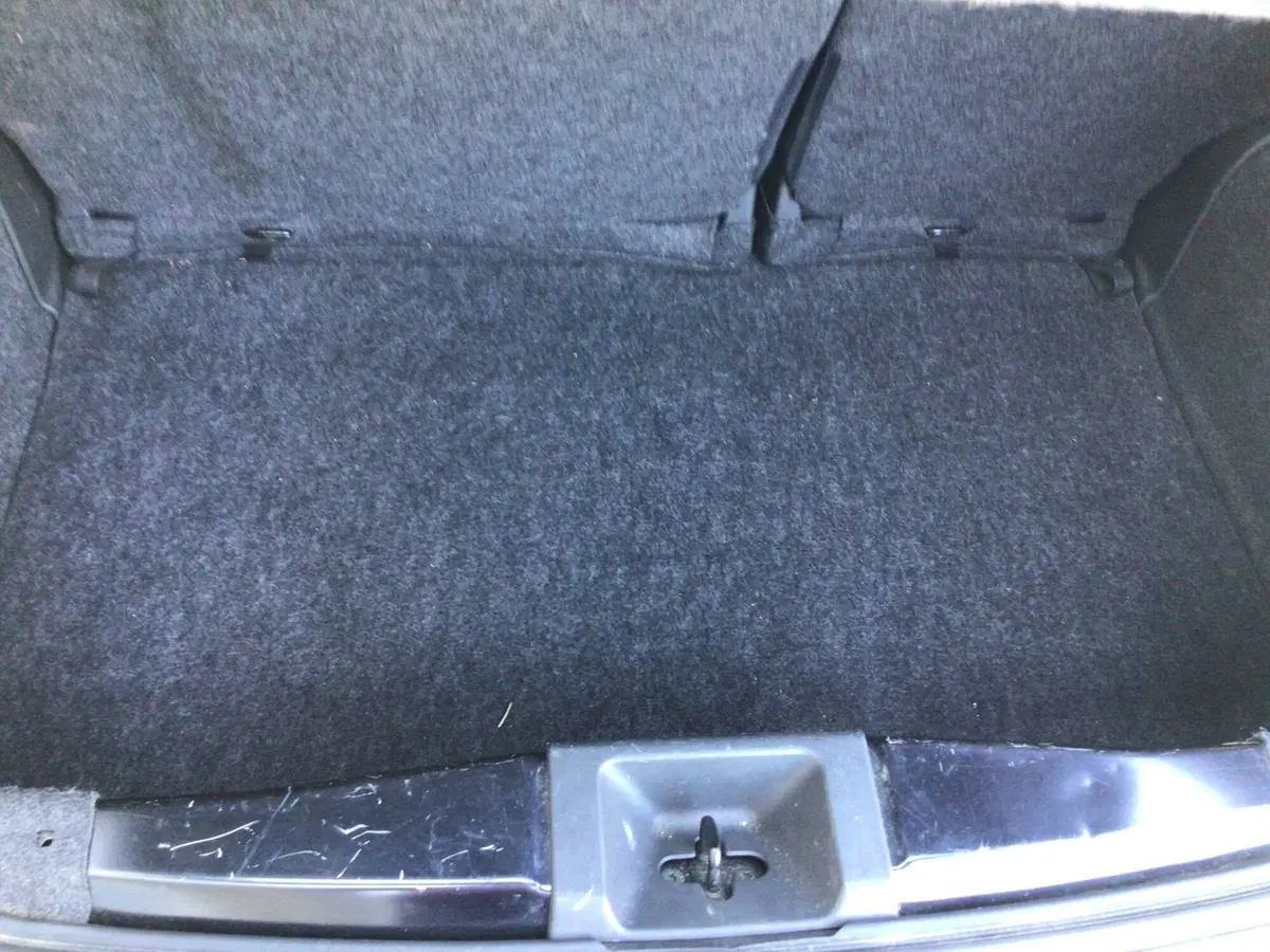 Nissan Micra usata a Genova (10)