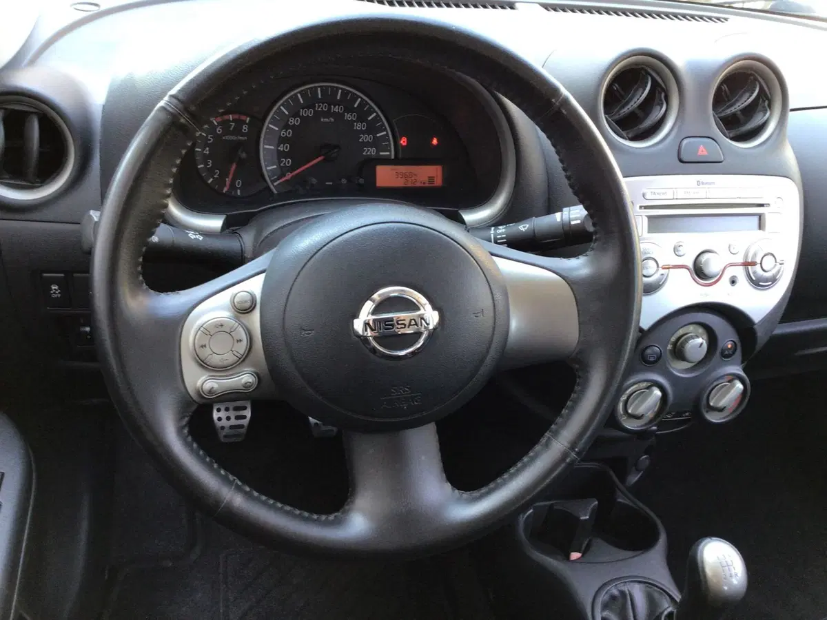 Nissan Micra usata a Genova (13)