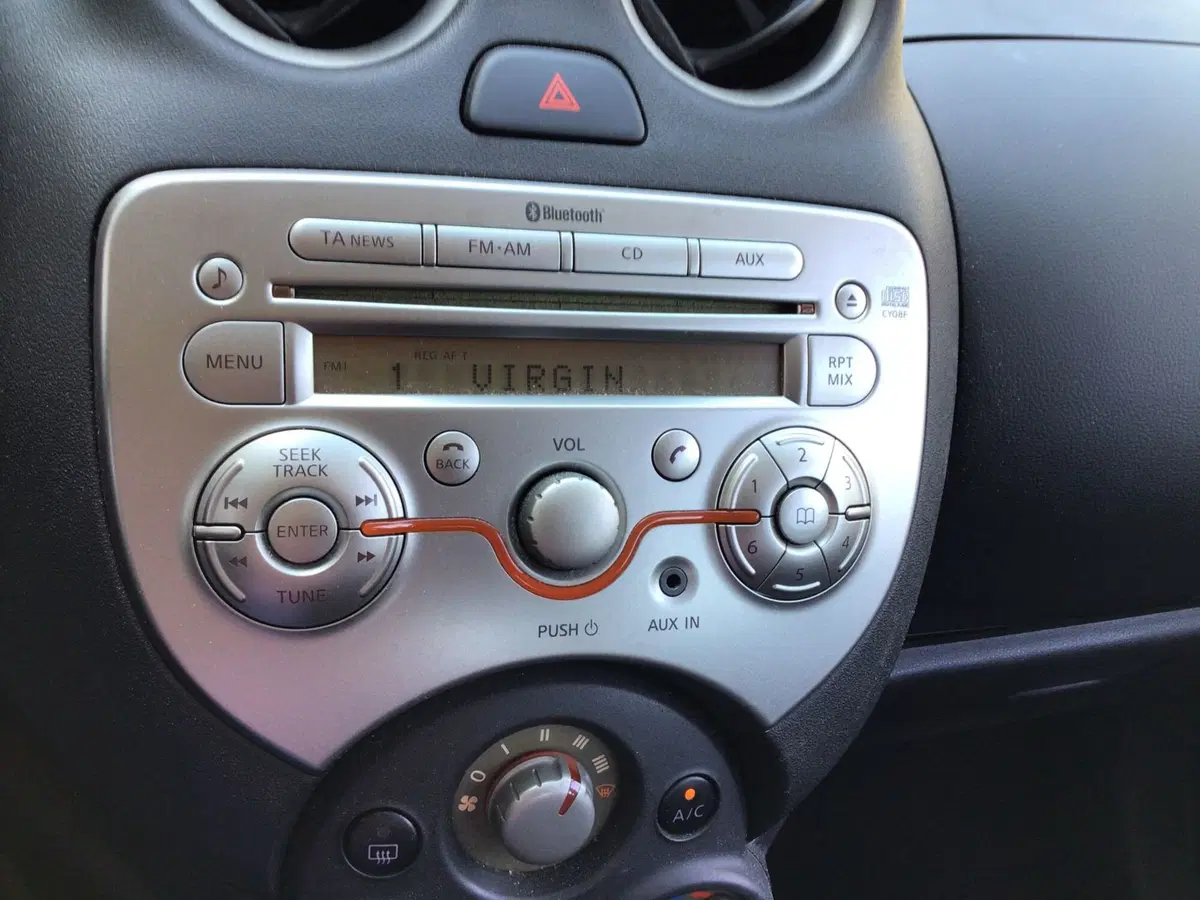 Nissan Micra usata a Genova (15)