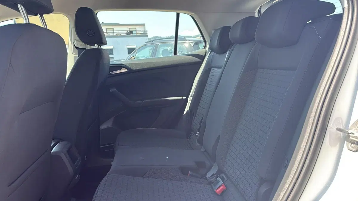 Volkswagen T-Cross usata a Massa-Carrara (18)