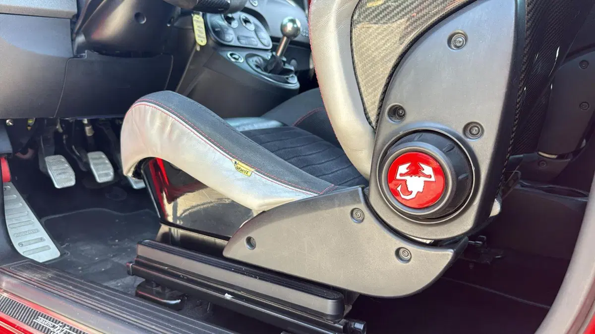 Abarth 595 Cabrio usata a Massa-Carrara (18)