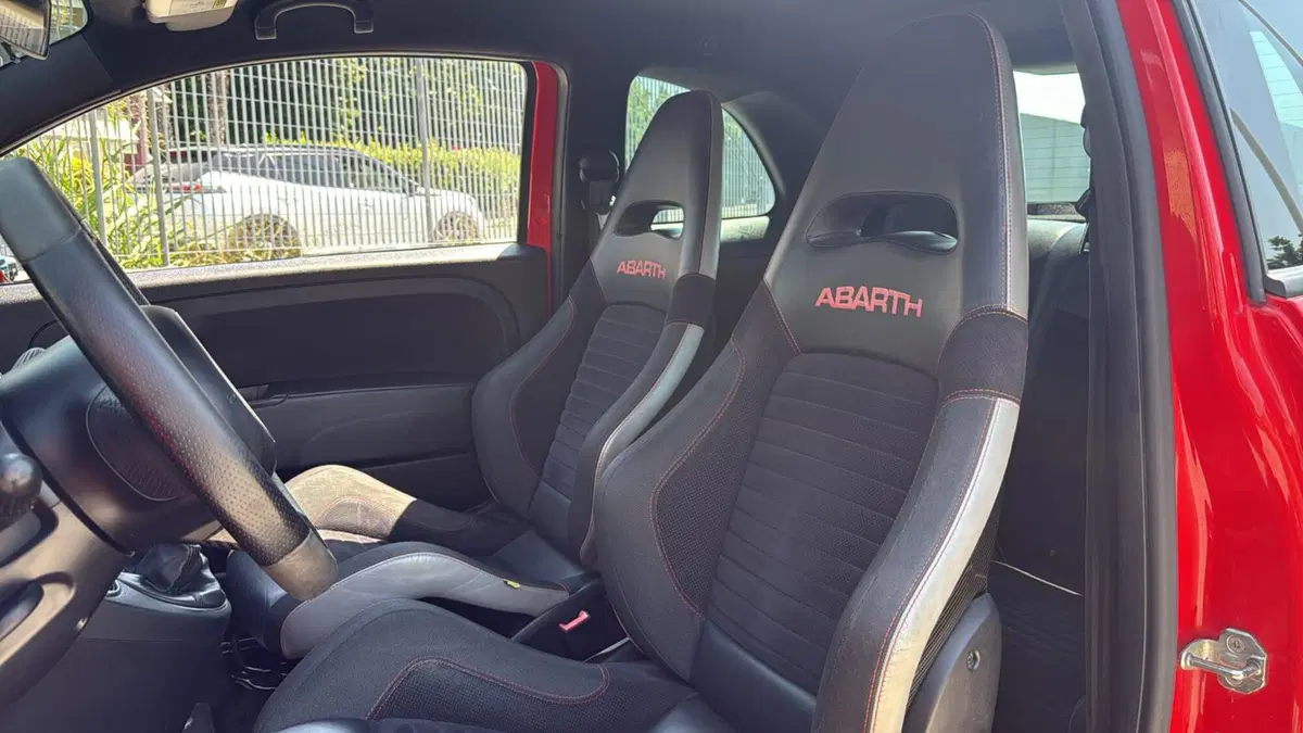 Abarth 595 Cabrio usata a Massa-Carrara (5)