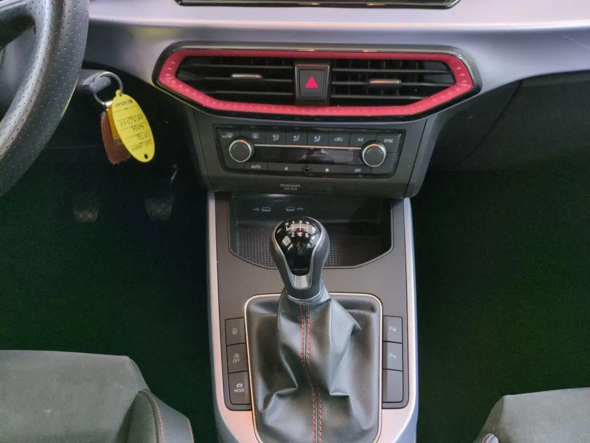 SEAT Arona usata a Agrigento (10)