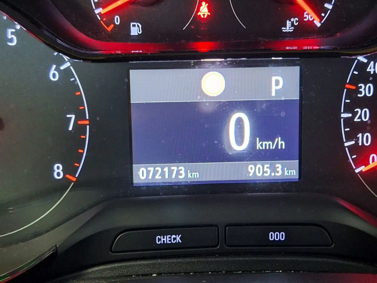 Opel Grandland X usata a Modena (11)