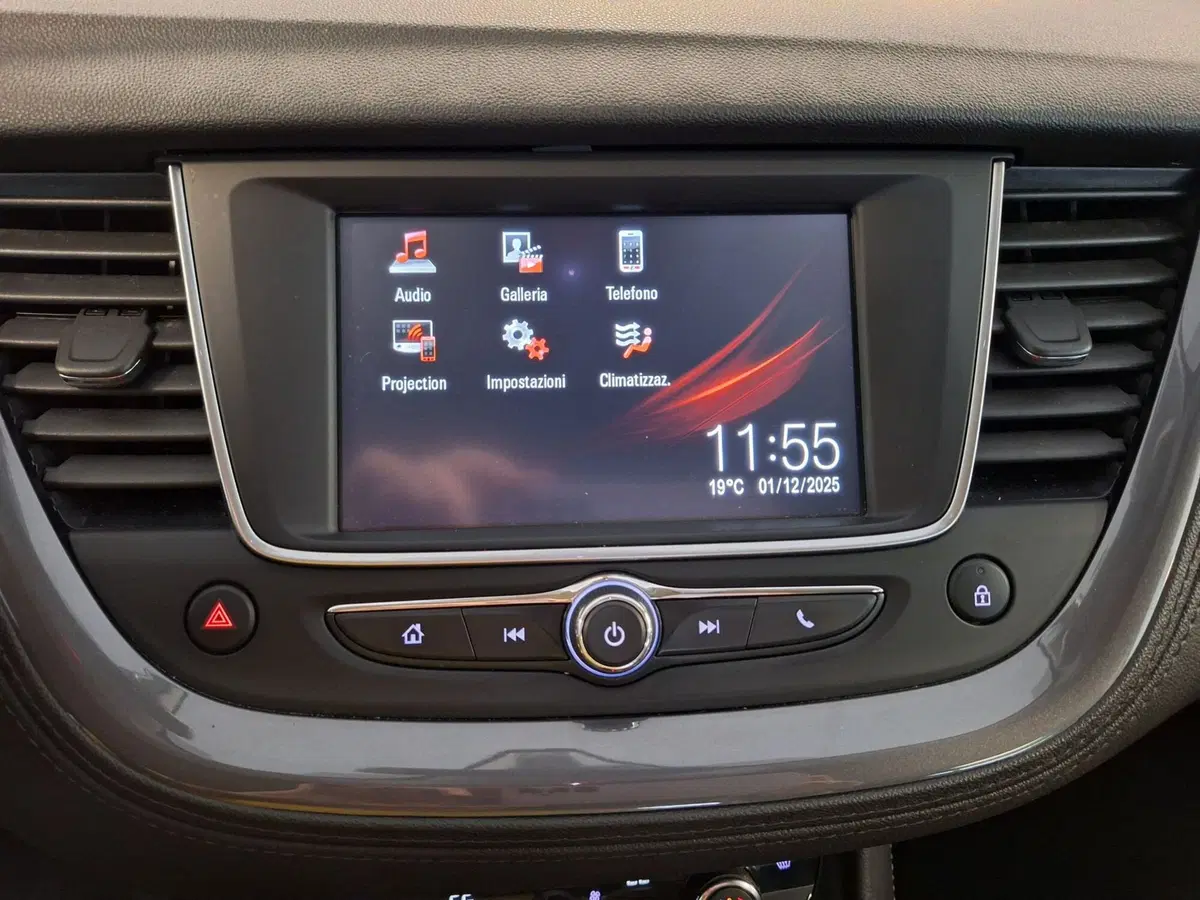 Opel Grandland X usata a Modena (12)