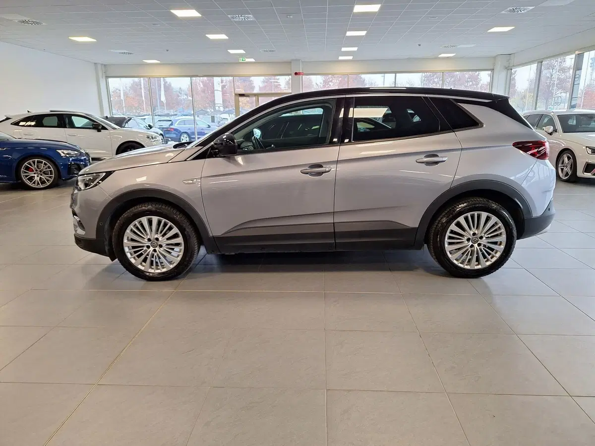 Opel Grandland X usata a Modena (3)