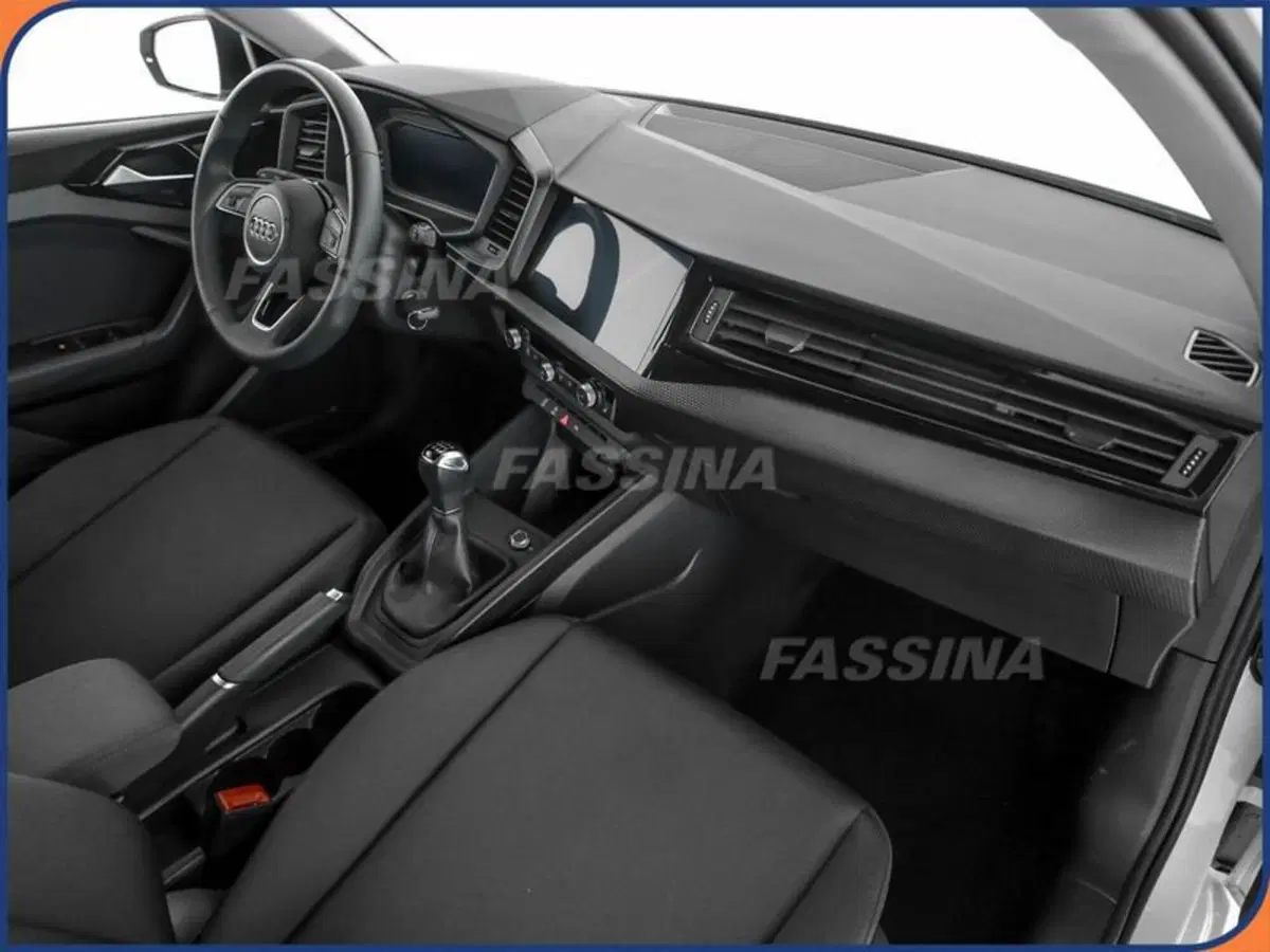 Audi A1 Sportback usata a Milano (12)