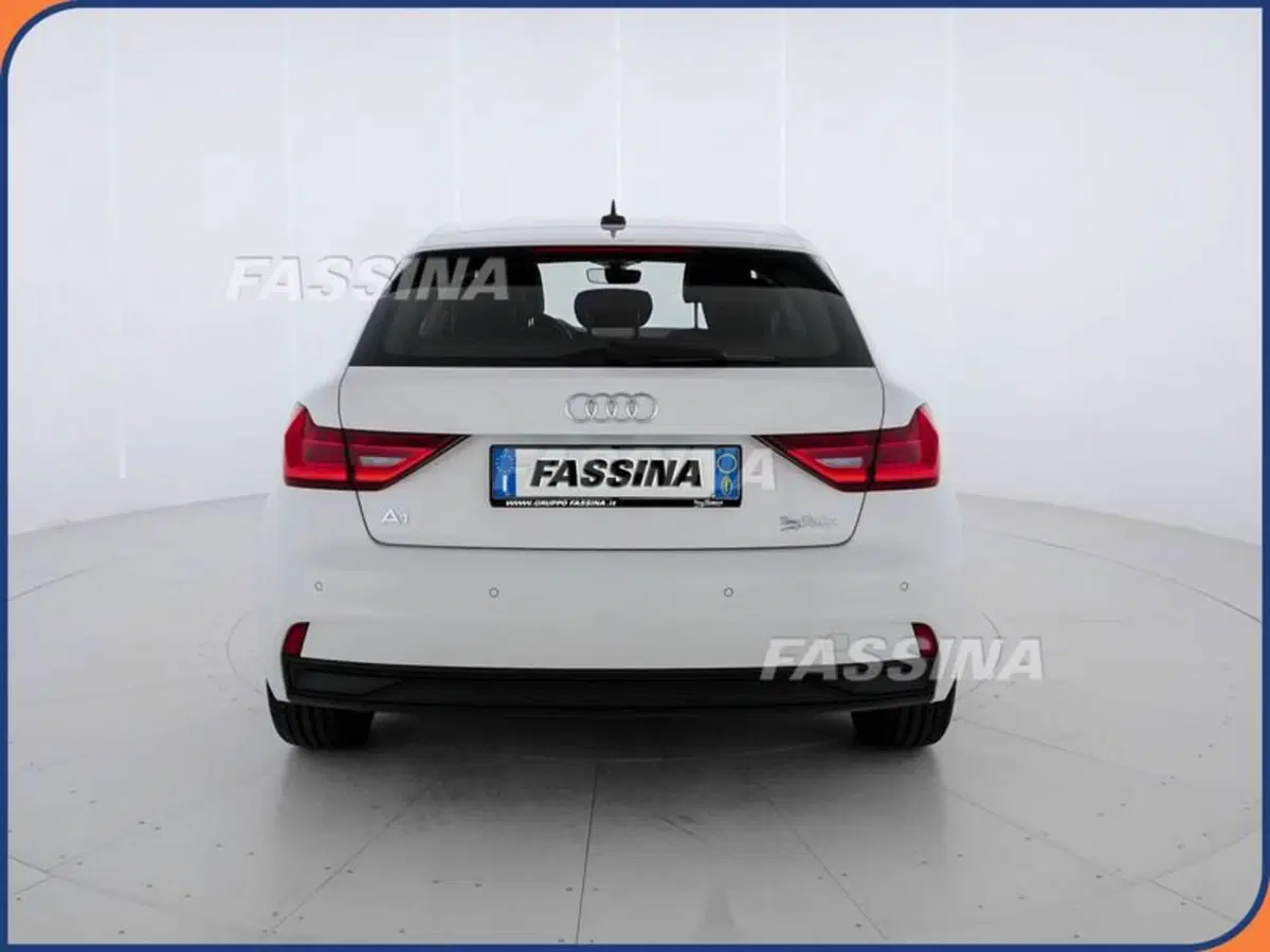 Audi A1 Sportback usata a Milano (3)