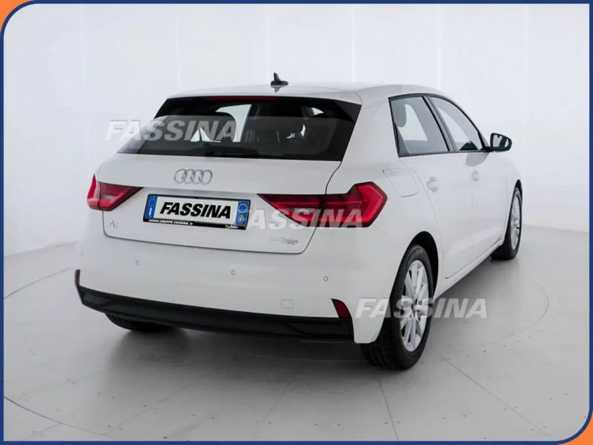 Audi A1 Sportback usata a Milano (4)