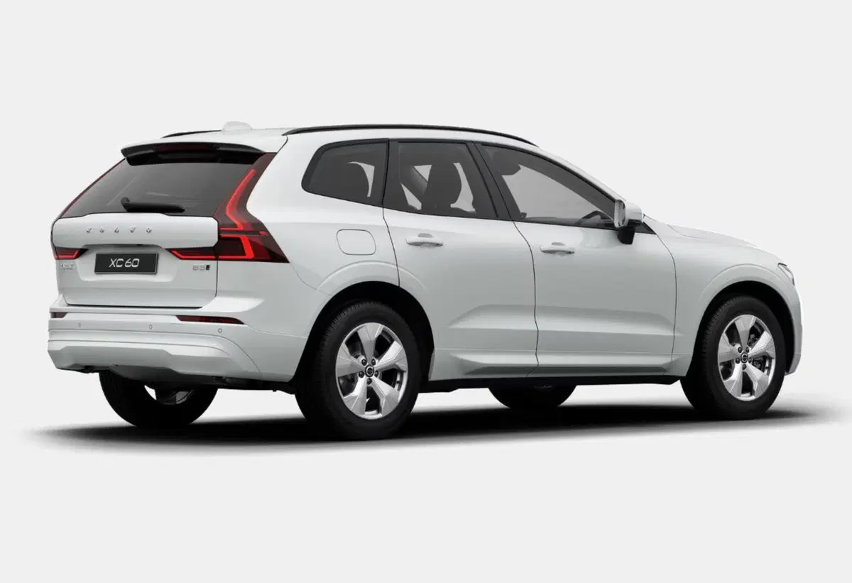 Volvo XC60 nuova a Milano (6)
