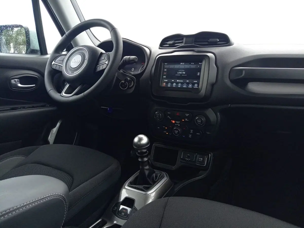 Jeep Renegade usata a Bari (5)