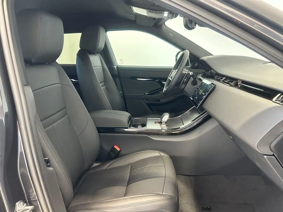Land Rover Range Rover Evoque nuova a Napoli (3)