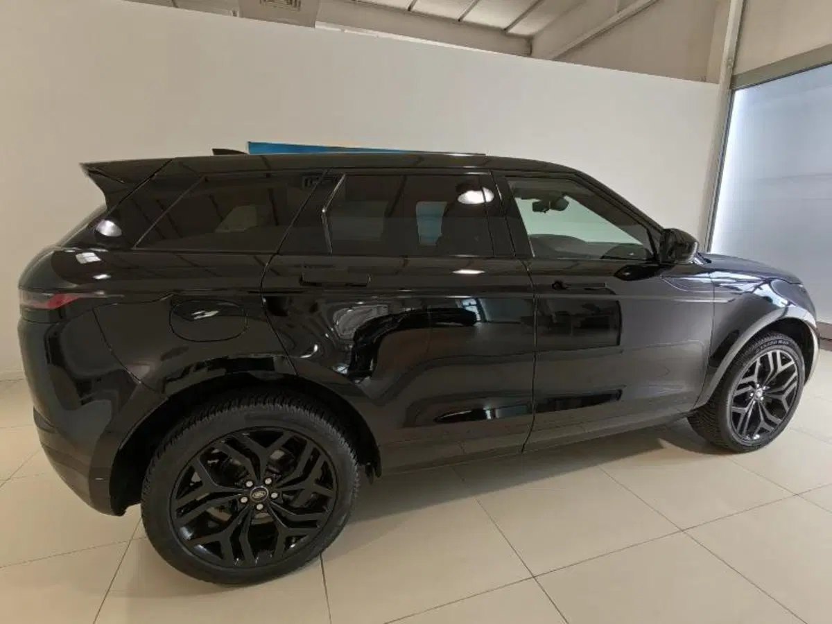 Land Rover Range Rover Evoque usata a Venezia (14)
