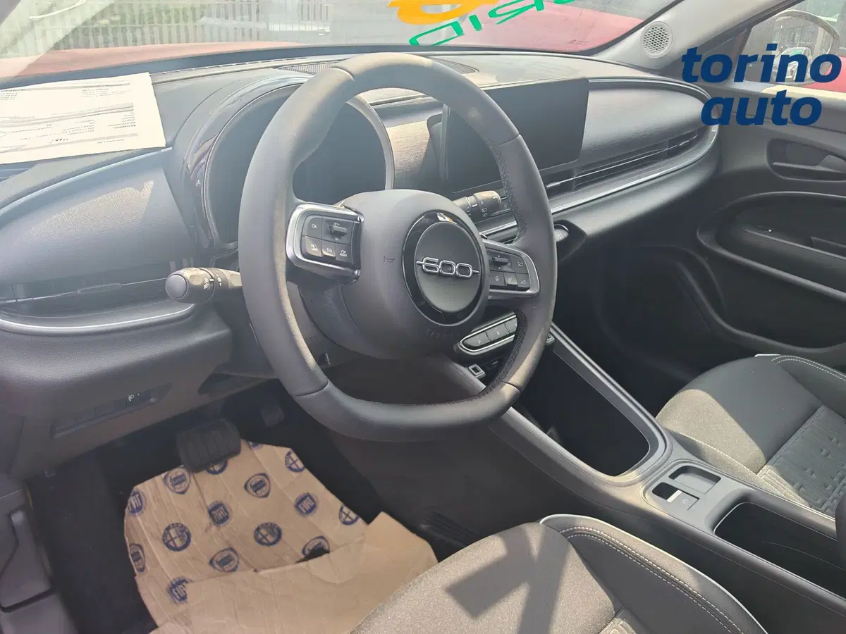 Fiat 600 nuova a Torino (6)