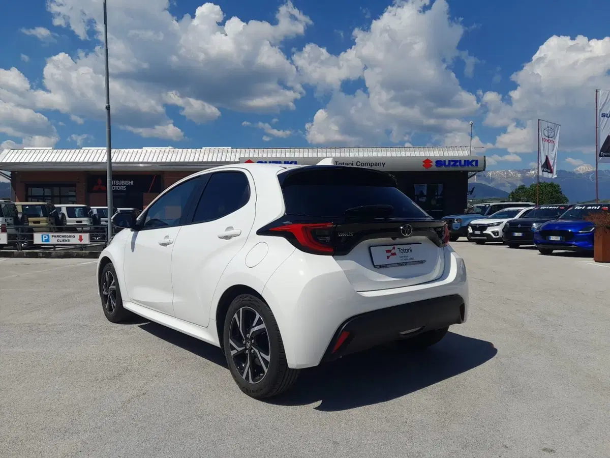 Toyota Yaris usata a L'Aquila (17)