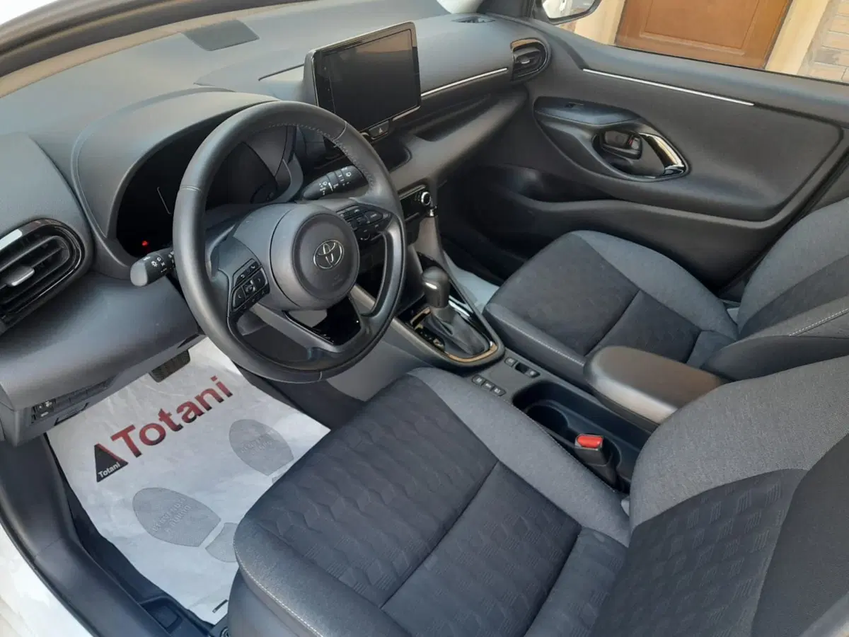 Toyota Yaris usata a L'Aquila (9)