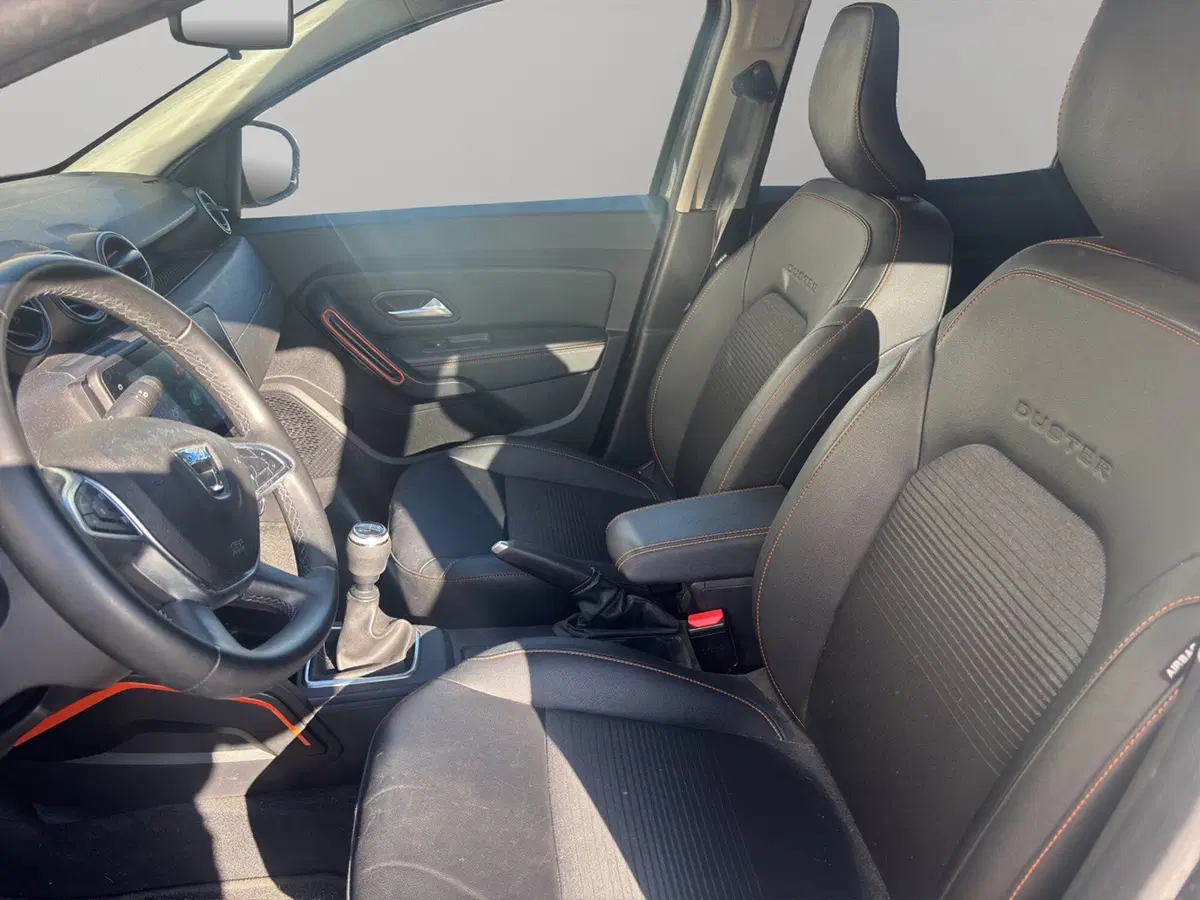 Dacia Duster usata a Macerata (11)