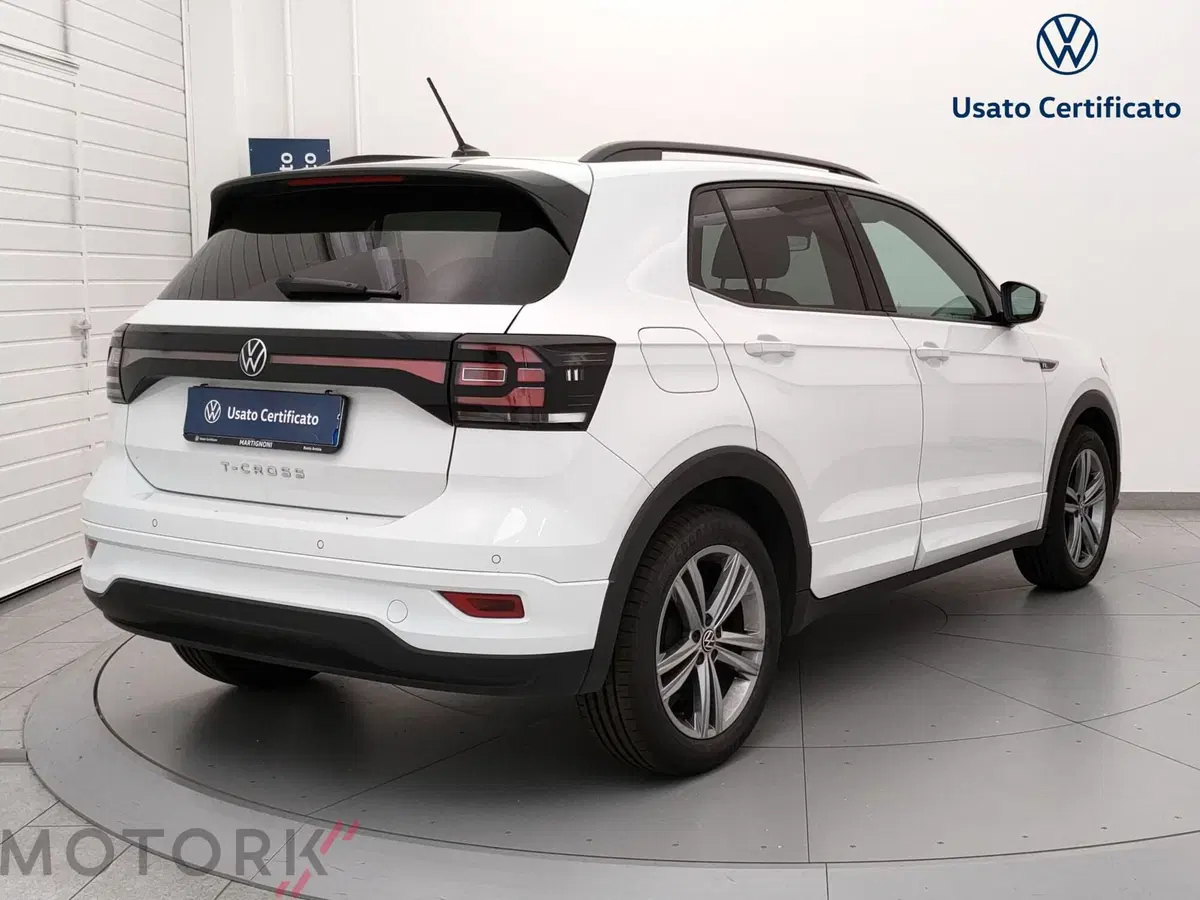 Volkswagen T-Cross usata a Varese (5)