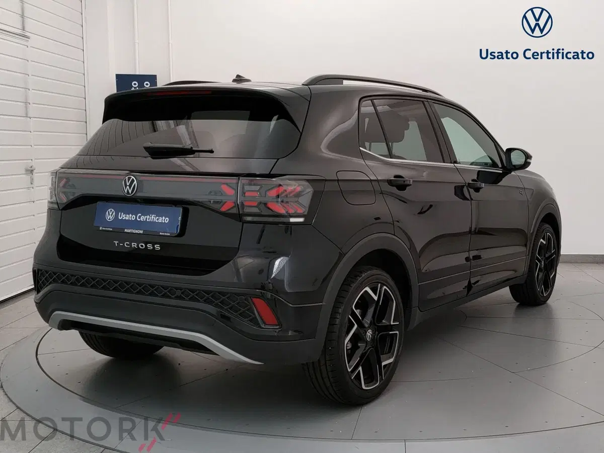 Volkswagen T-Cross usata a Varese (5)