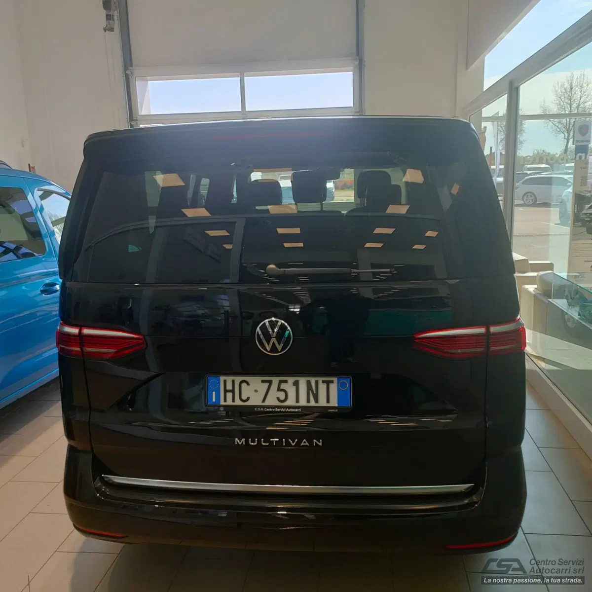 Volkswagen Multivan nuova a Bologna (10)