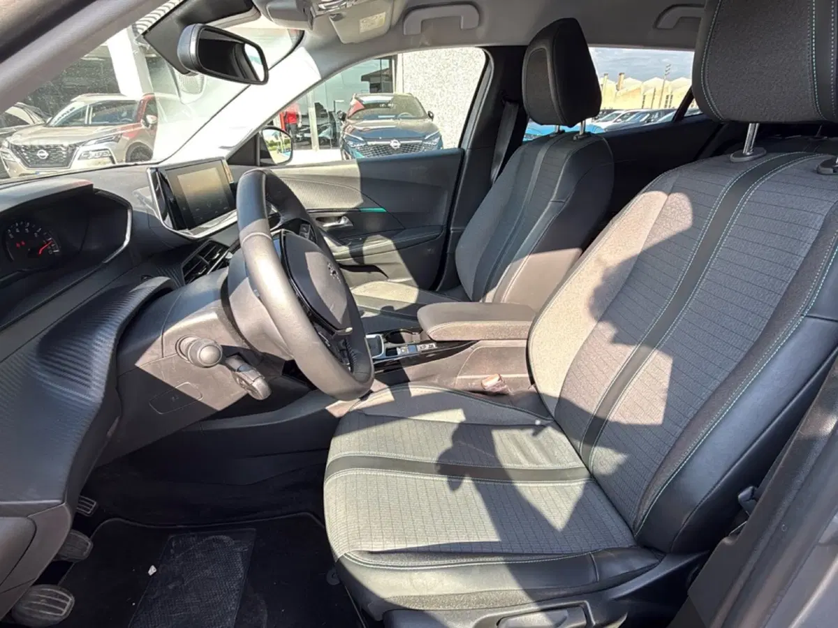 Peugeot 2008 usata a Vicenza (11)