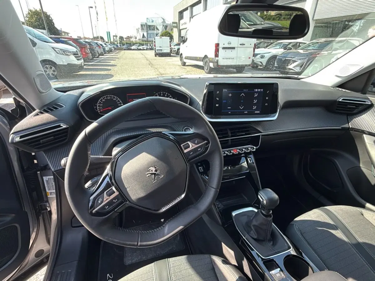 Peugeot 2008 usata a Vicenza (12)