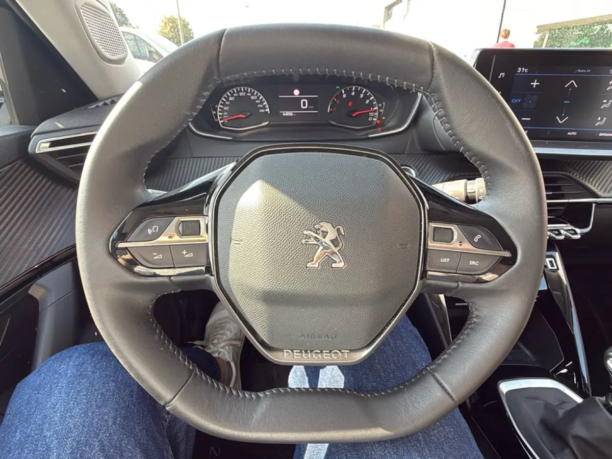 Peugeot 2008 usata a Vicenza (14)