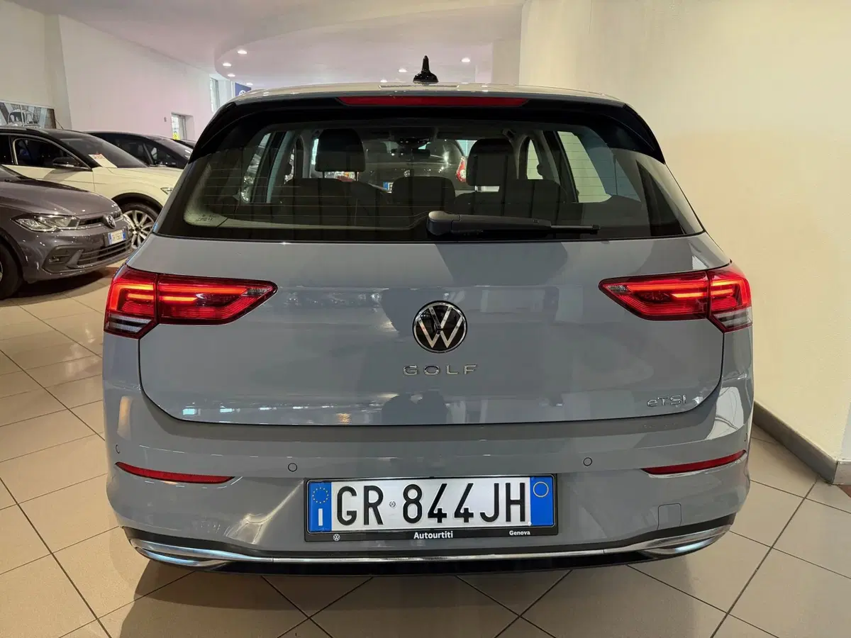 Volkswagen Golf usata a Genova (4)