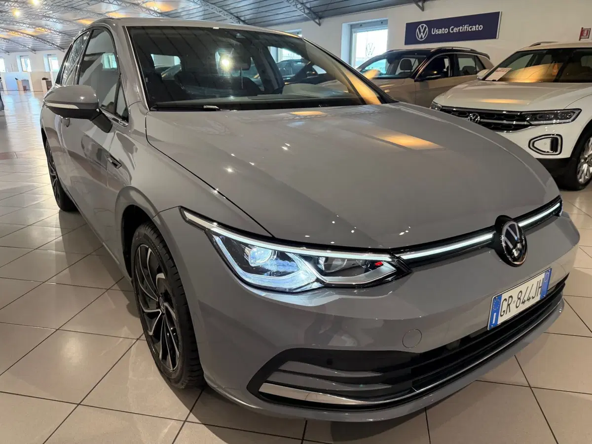Volkswagen Golf usata a Genova (6)