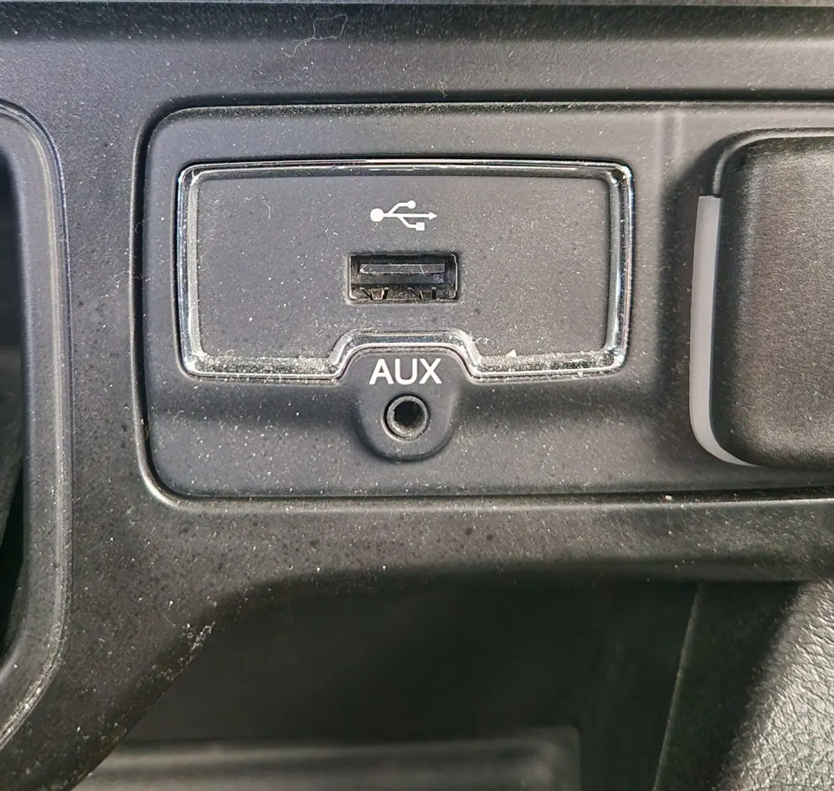 Jeep Renegade usata a Terni (13)
