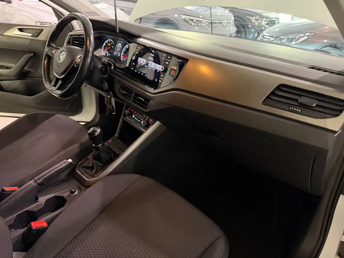 Volkswagen Polo usata a Genova (10)