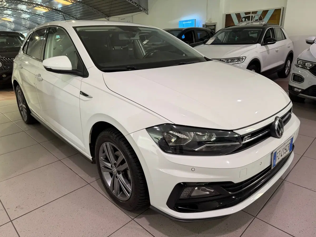 Volkswagen Polo usata a Genova (6)