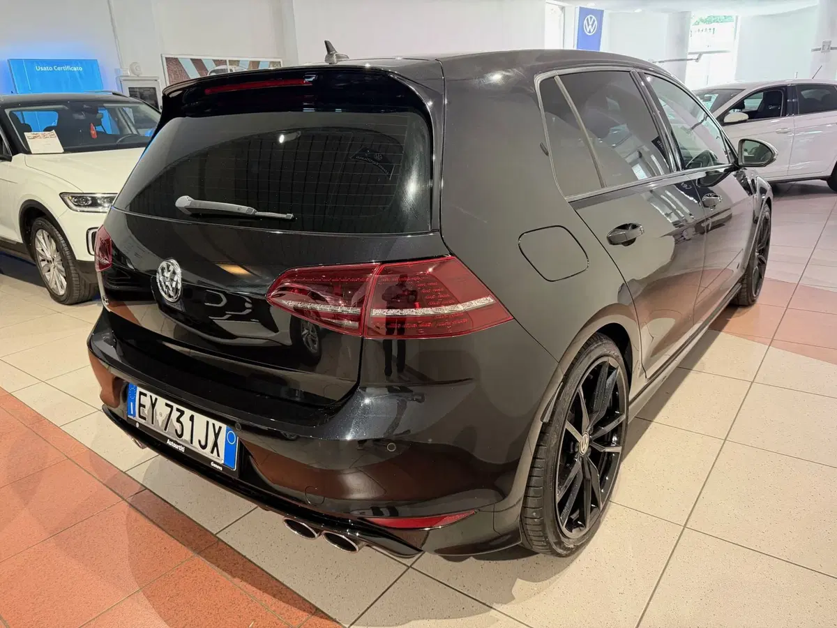 Volkswagen Golf usata a Genova (5)
