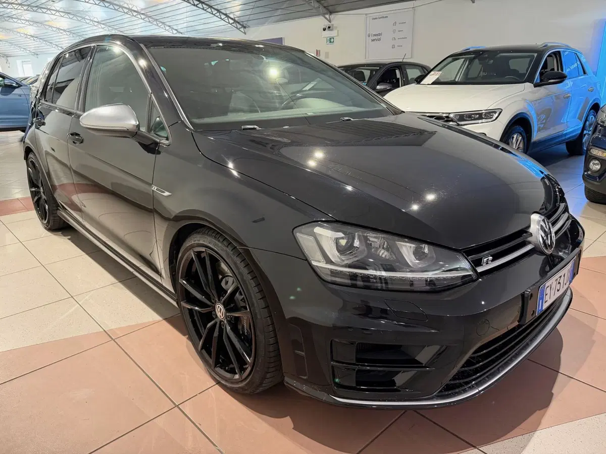 Volkswagen Golf usata a Genova (6)