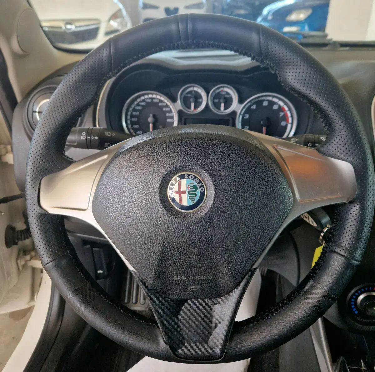 Alfa Romeo MiTo usata a Terni (12)