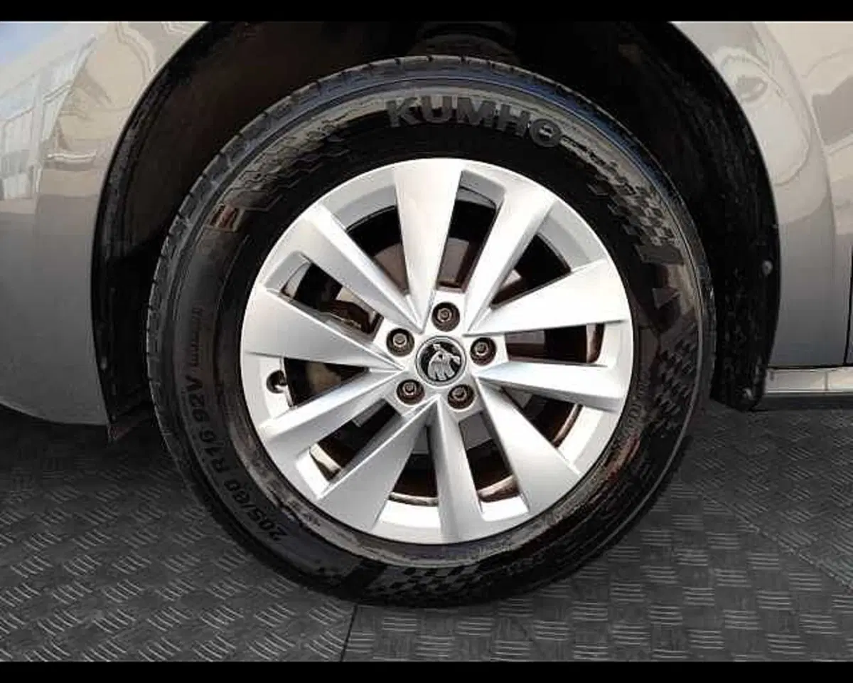 Skoda Kamiq usata a Ravenna (14)