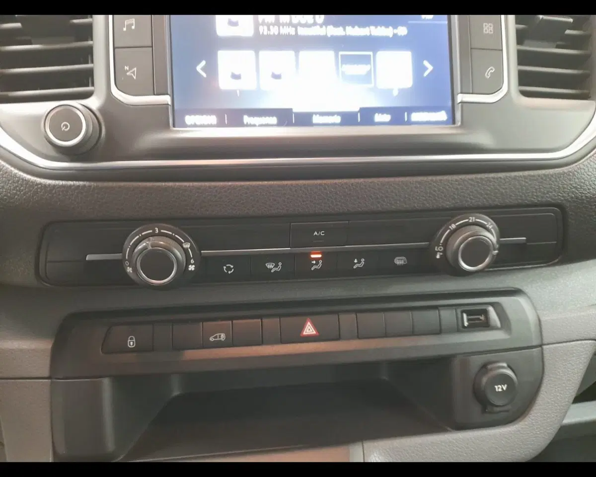 Opel Vivaro Furgone usata a Alessandria (16)
