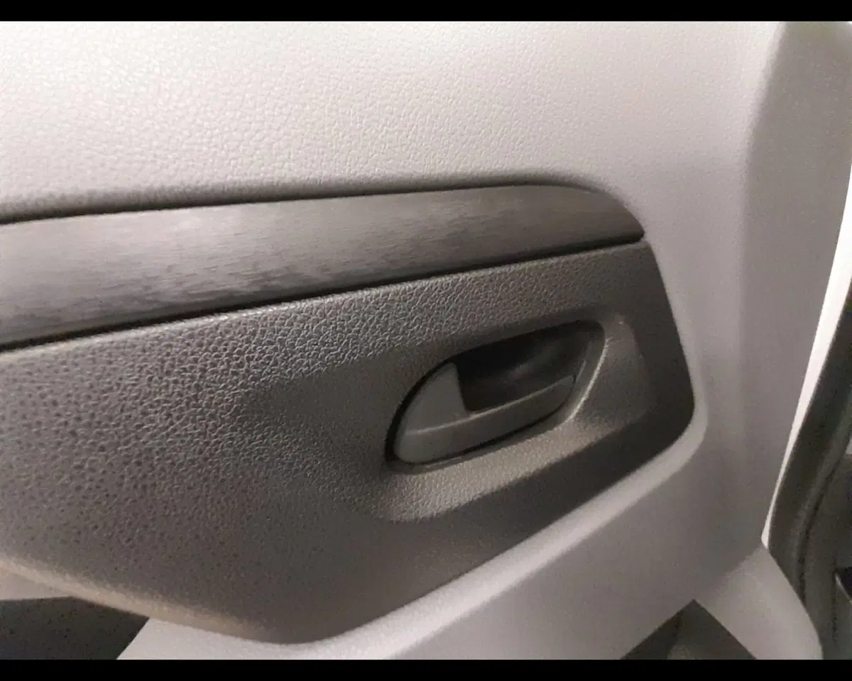 Opel Vivaro Furgone usata a Alessandria (19)