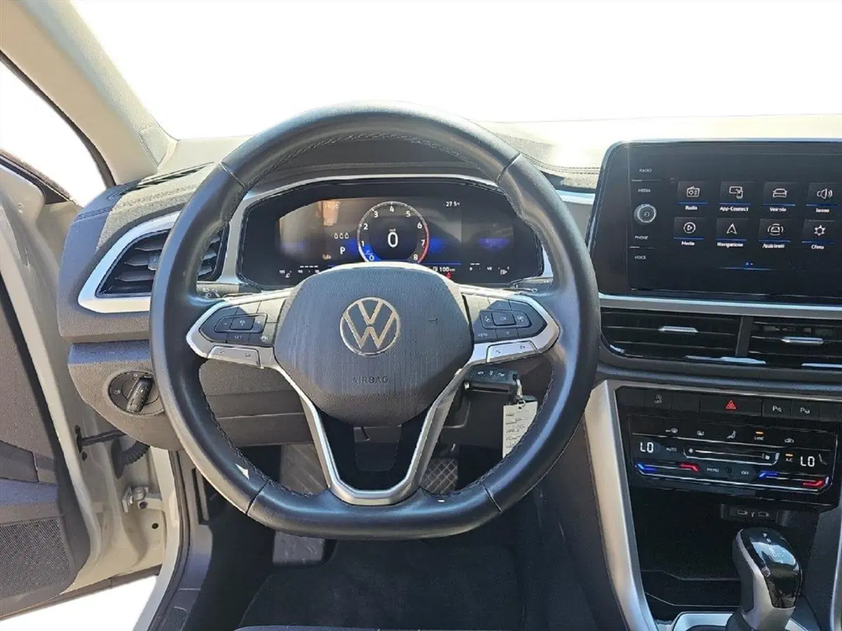 Volkswagen T-Roc usata a Lecco (12)