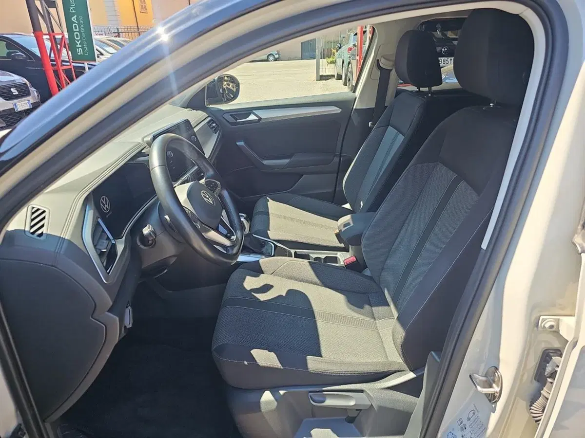 Volkswagen T-Roc usata a Lecco (9)